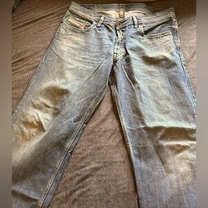 Diesel Jeans 'Kuratt' - 36" x 32" - 100% Cotton - Italy